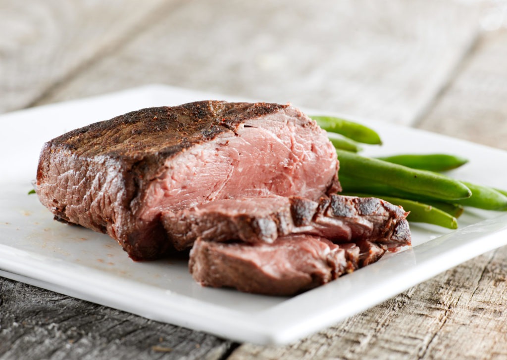Bison Top Sirloin Steak mit Senf-Schalotten-Sauce Artikelbild